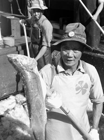 Chinese immigrant Joe Sum fishing salmon